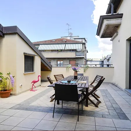 Spacious With A Terrace Апартаменты