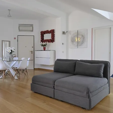 Spacious With A Terrace Апартаменты